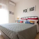Casa Cinque In * Pompei