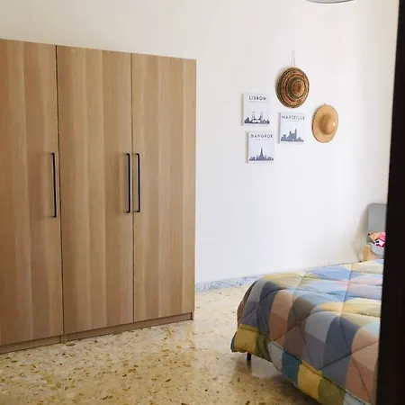 Casa Cinque In شقة